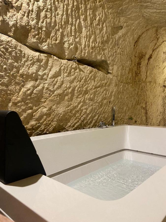Вилла La Grotta Del Relax Остуни Экстерьер фото